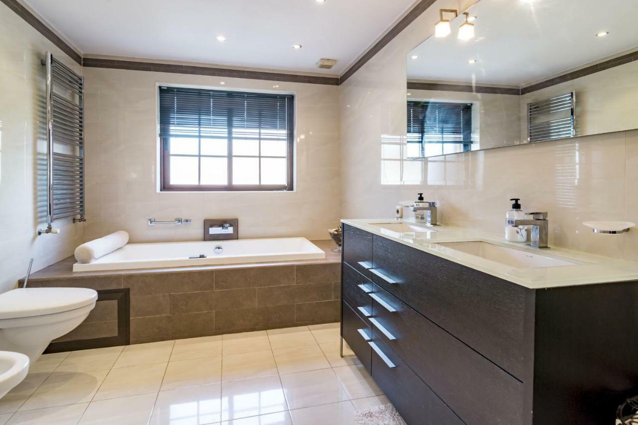 Villa Casakhan, Beautiful Luxury Villa, Marbella Ngoại thất bức ảnh